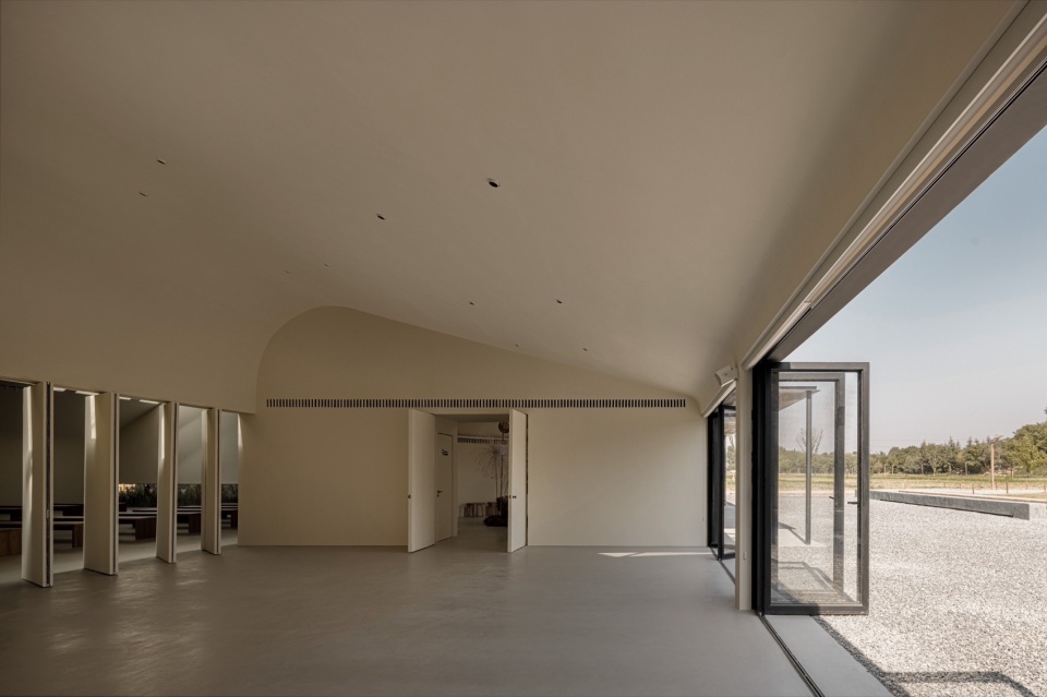 miho auditorium by xl design atelier