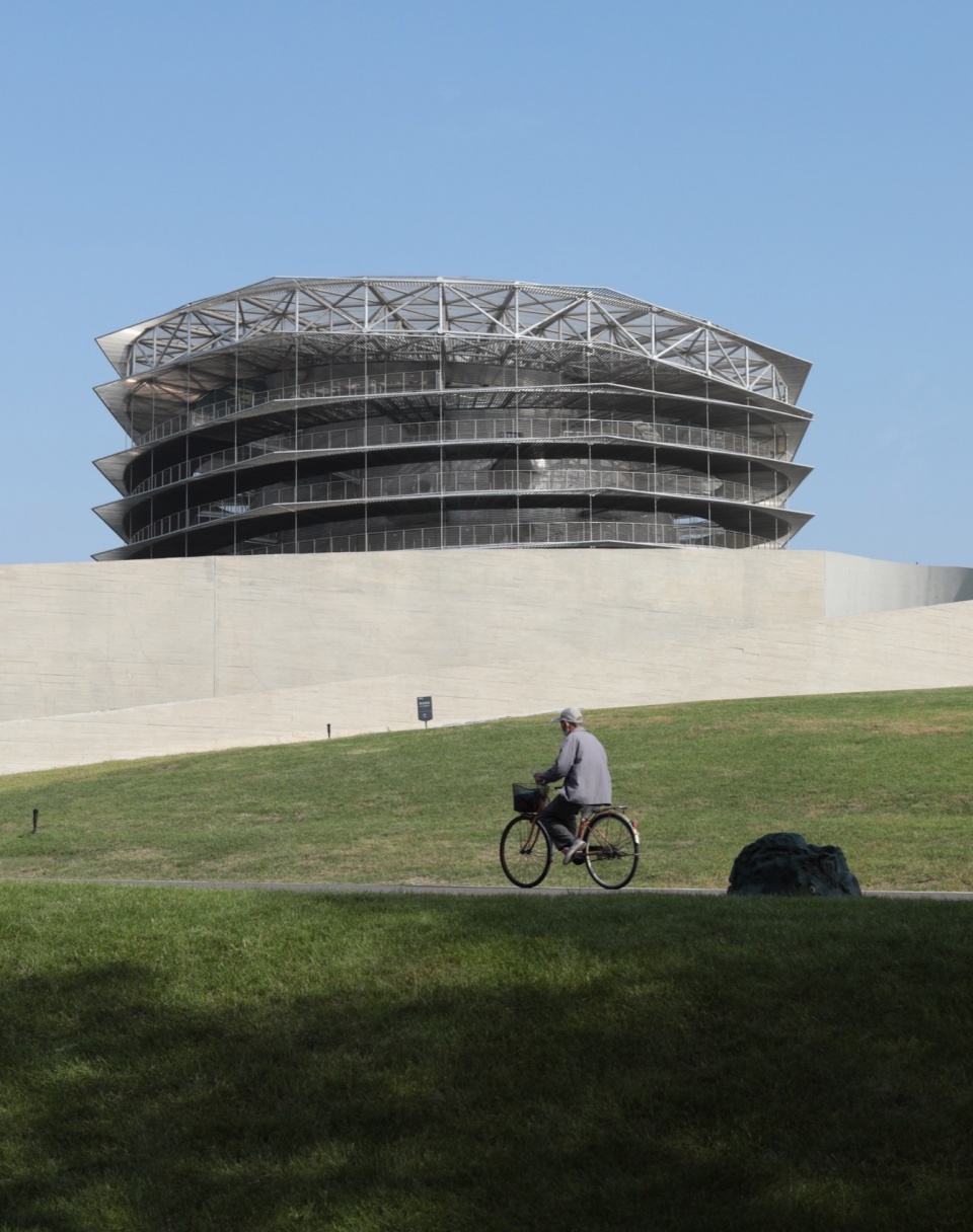 Rizhao Science and Technology Museum by China Architecture Design and Research Group