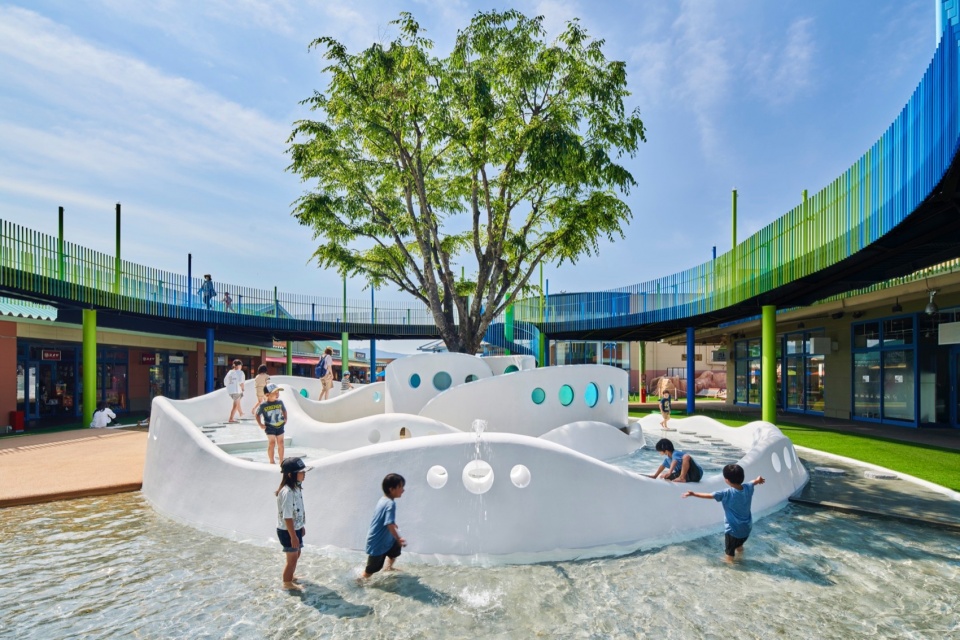 SHANGRI LA in Oita by SAKO Architects