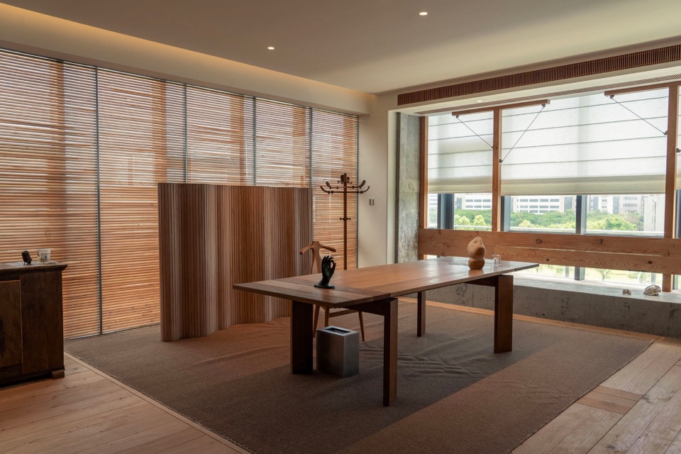 deepmoss new office by devolution