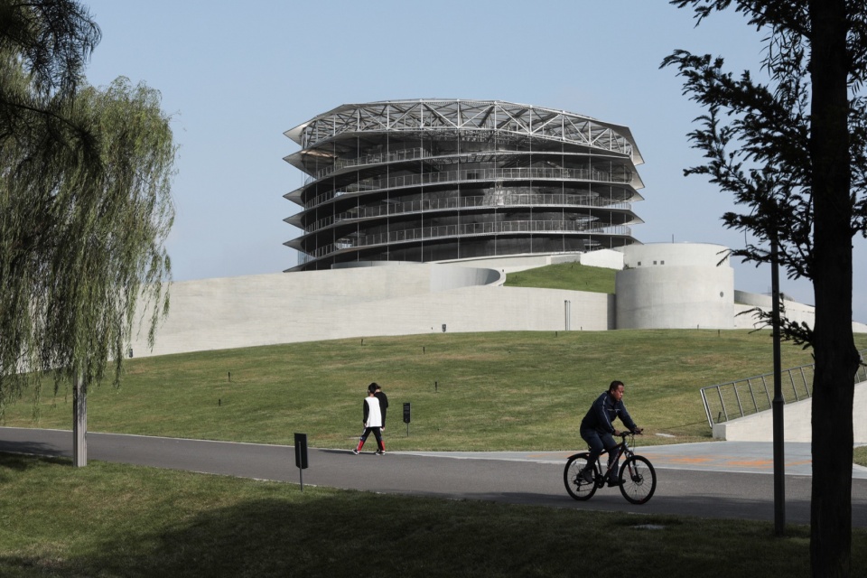 Rizhao Science and Technology Museum by China Architecture Design and Research Group