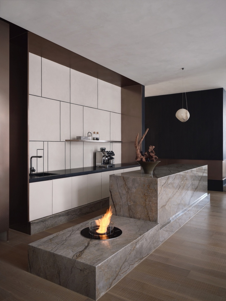 moloney showroom by ht design studio