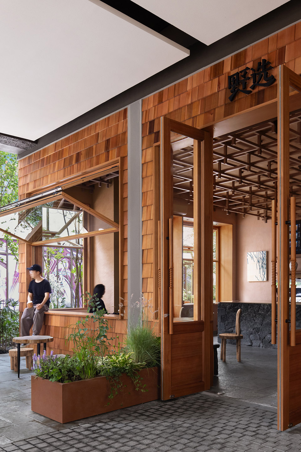 yexuan columbia circle store by ydesign
