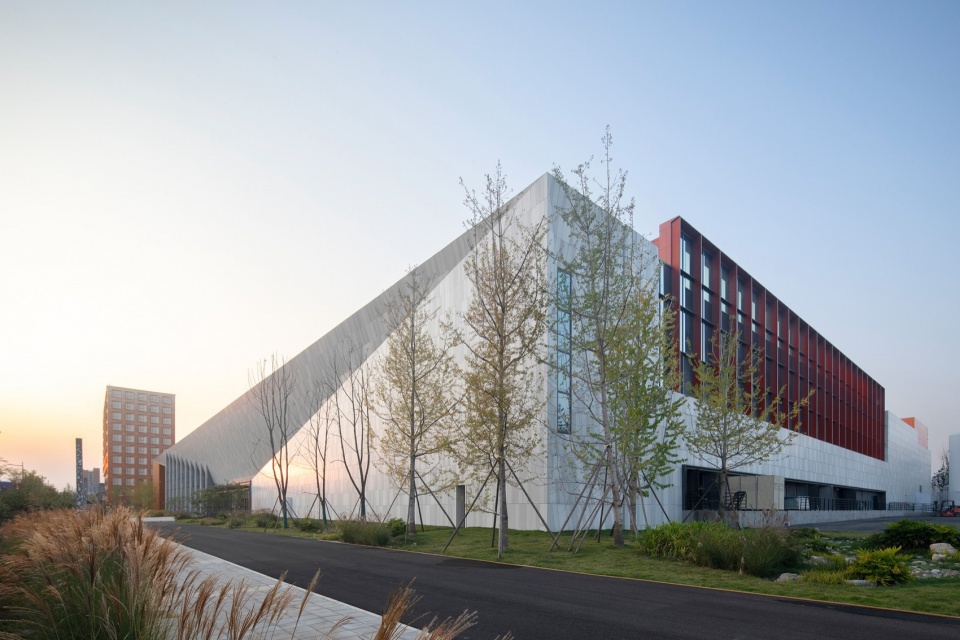 Chengdu Tianfu Xinglong Lake Laboratory by Rong Zhaohui Studio ZRADI Mind Studio