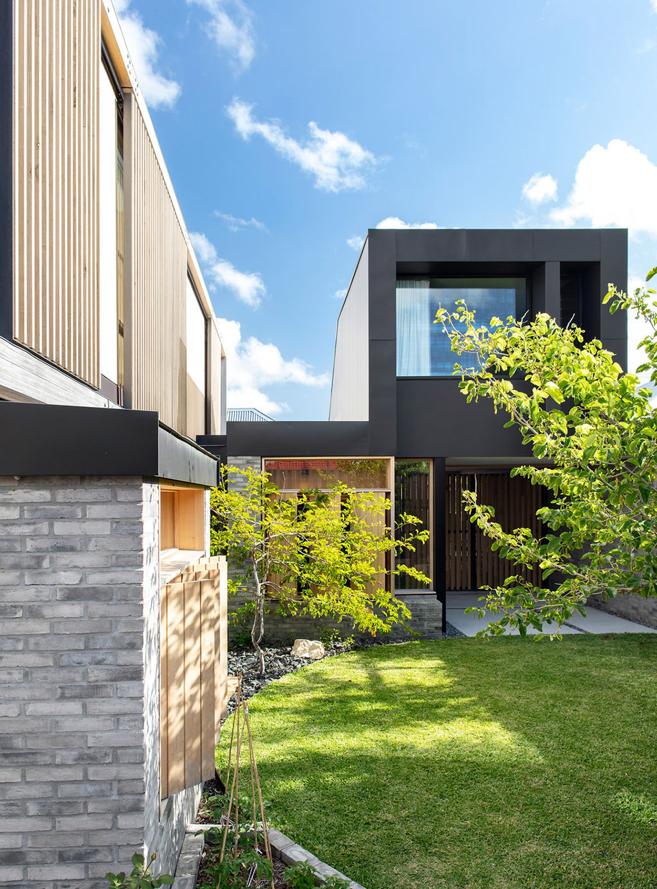 orient street house by philip stejskal architecture