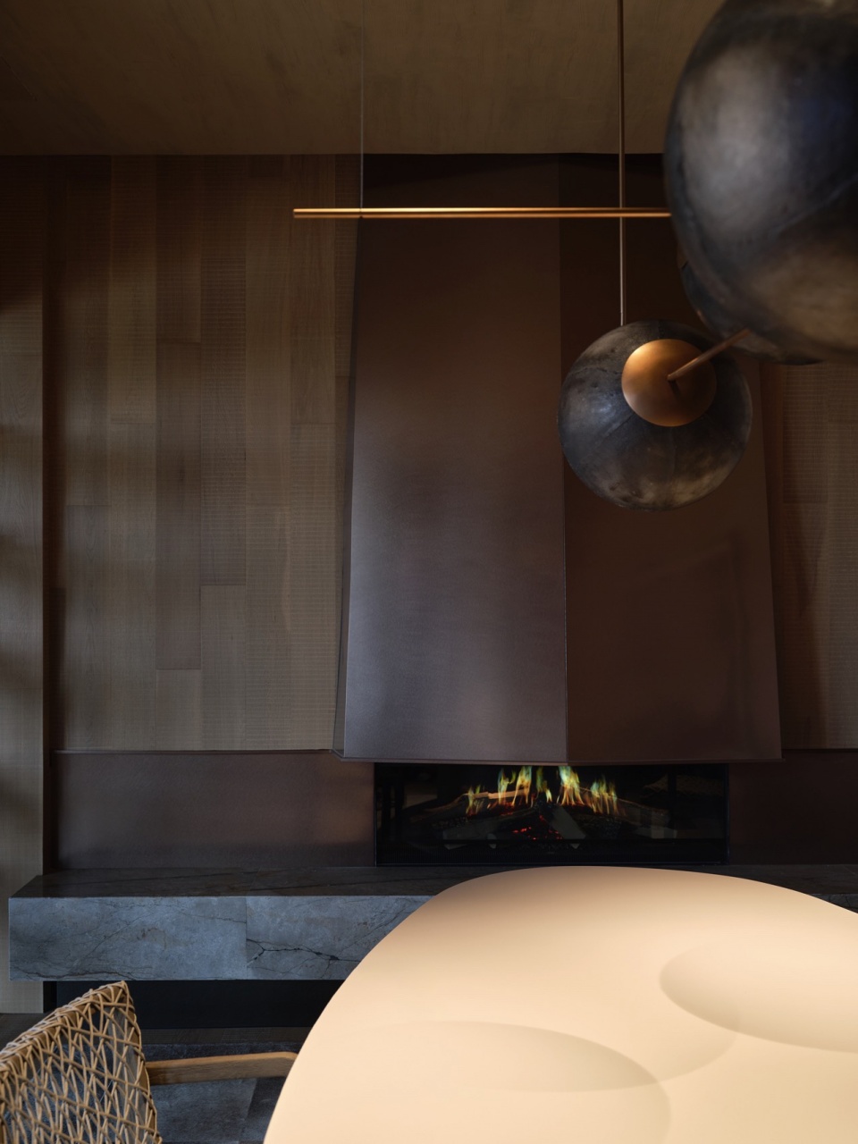 moloney showroom by ht design studio