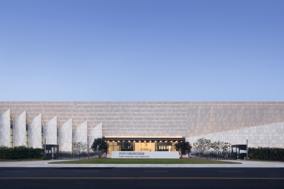 Chengdu Tianfu Xinglong Lake Laboratory by Rong Zhaohui Studio ZRADI Mind Studio