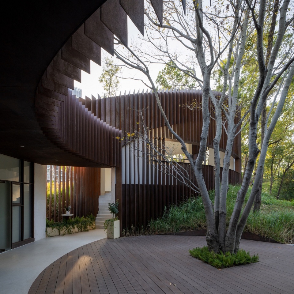 Qiaochengbei Park Visitor Center China by ATELIER XI