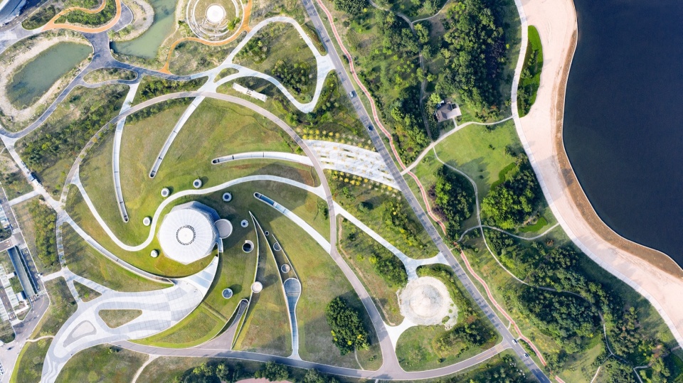 Rizhao Science and Technology Museum by China Architecture Design and Research Group