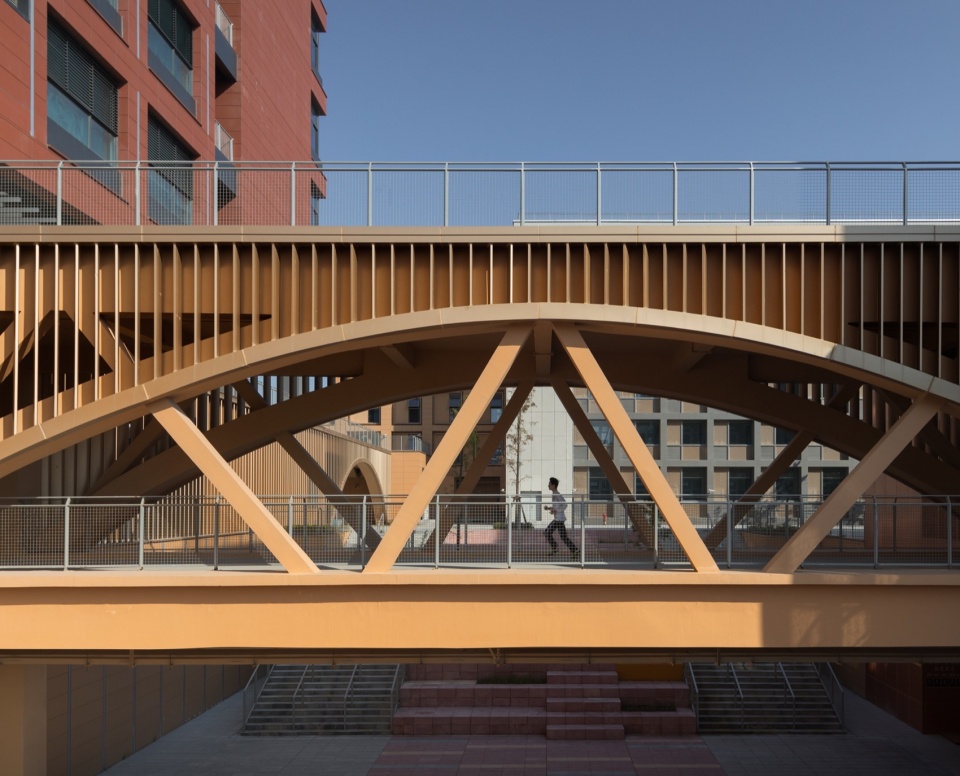 East Shanghai High School Senior Division by c d Design Center gbw