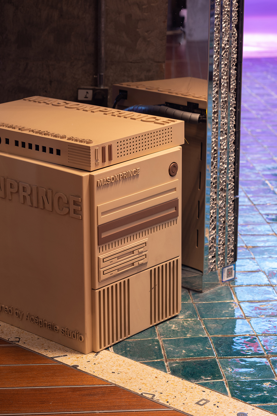 masonprince shanghai flagship store by tomo design