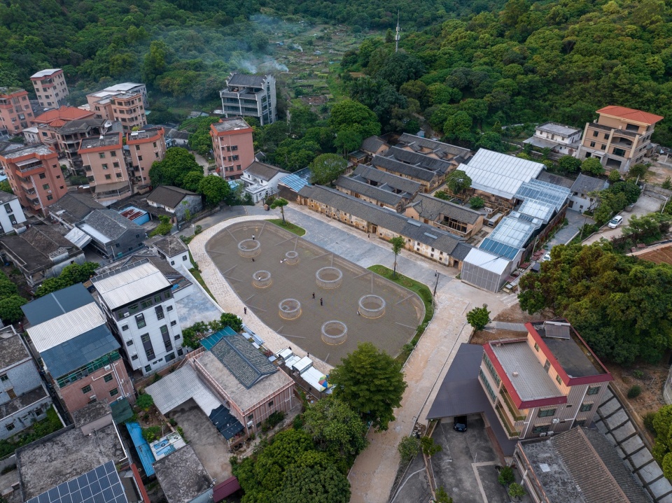 Soft Square in Changshou Village Pingshan Shenzhen by ZXD Architects