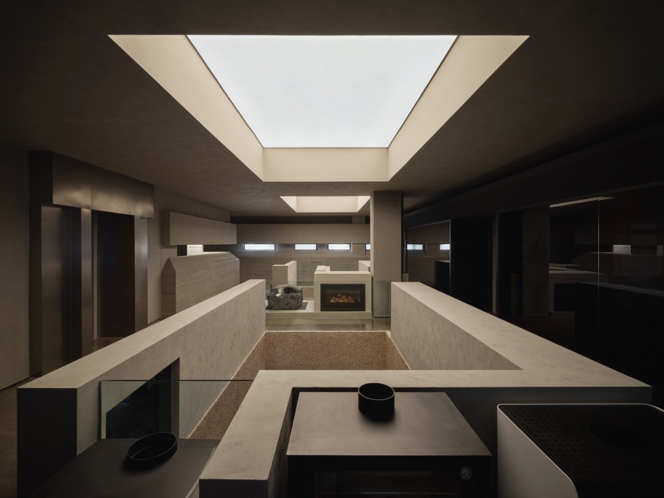 moloney showroom by ht design studio
