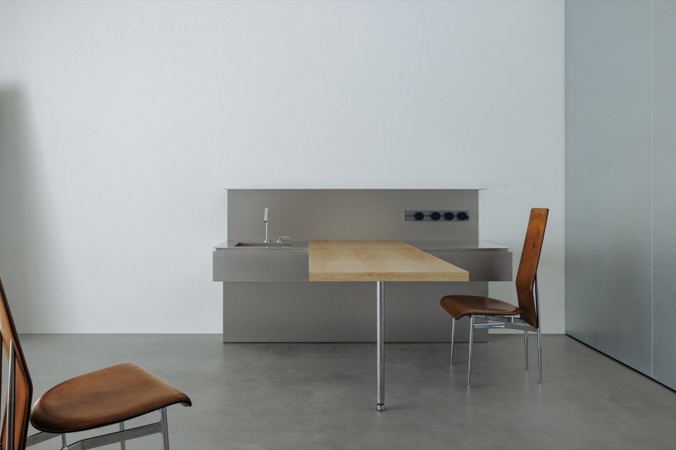 manzanilla Unknown design©Act studio