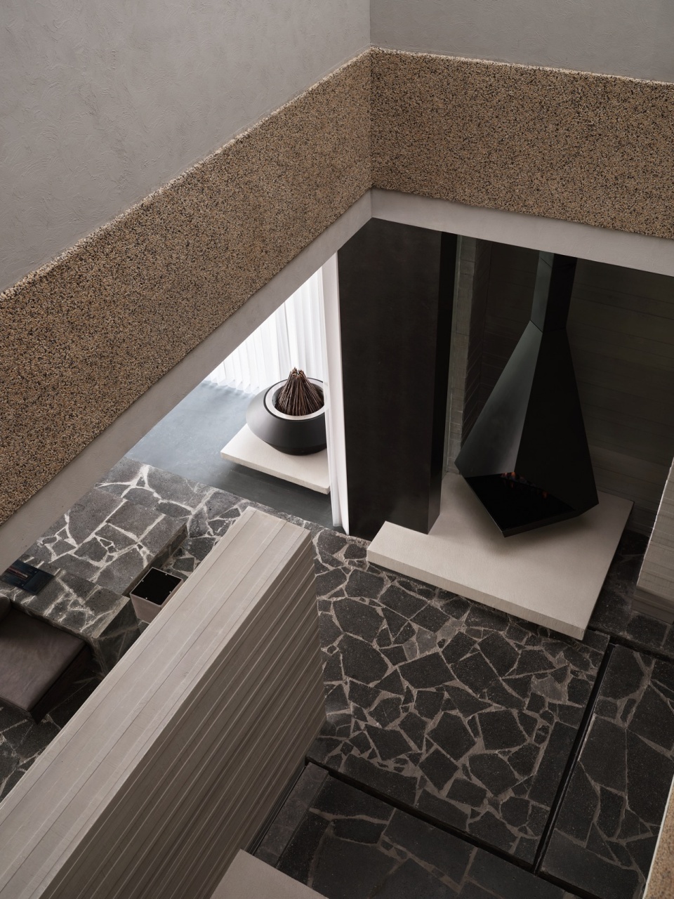 moloney showroom by ht design studio