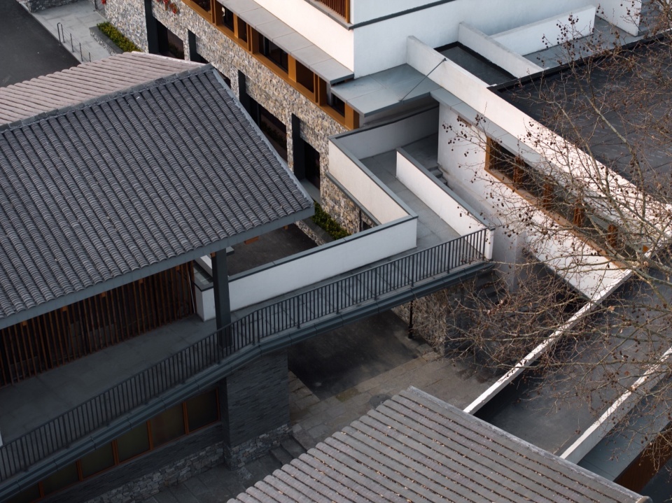 Party and Public Center of Longnan Village by Sens Architects