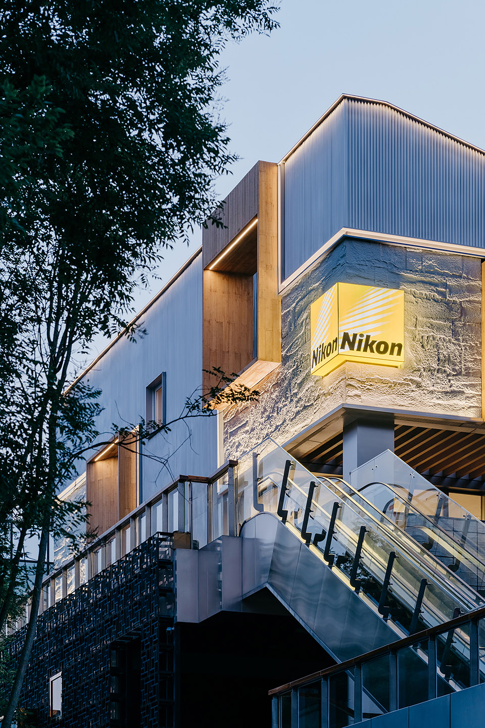 nikon beijing flagship by lukstudio