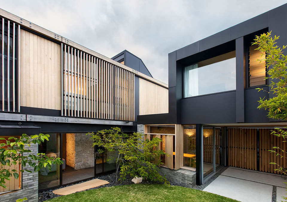 orient street house by philip stejskal architecture