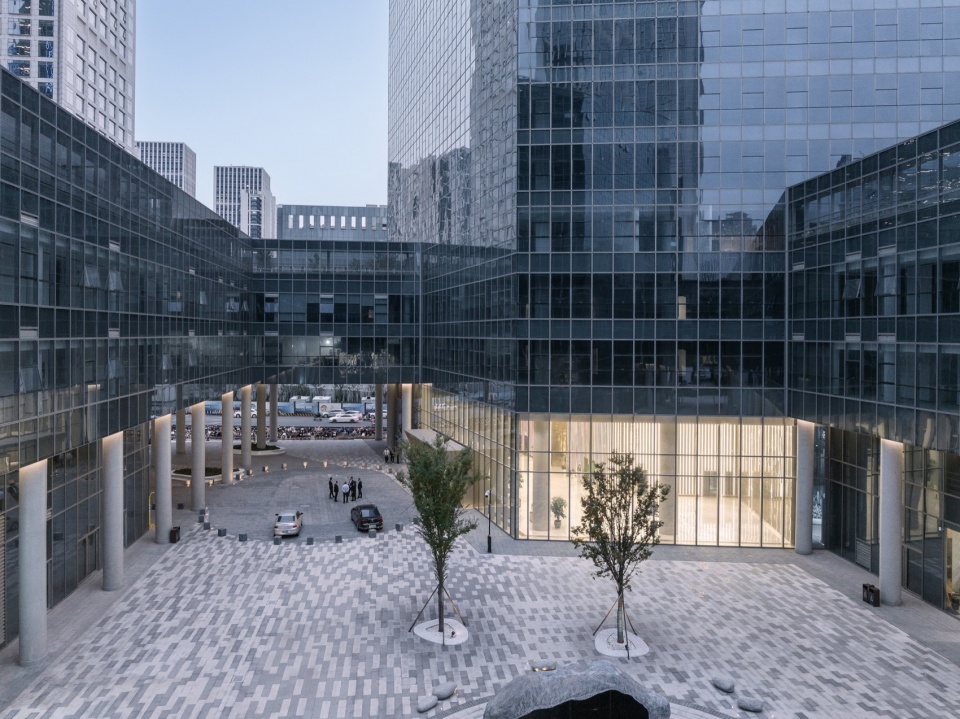 Jinshi Center in Jinan CBD