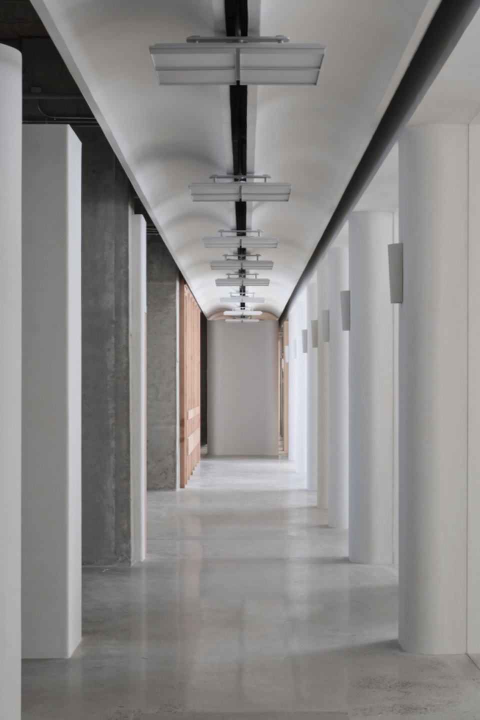 deepmoss new office by devolution