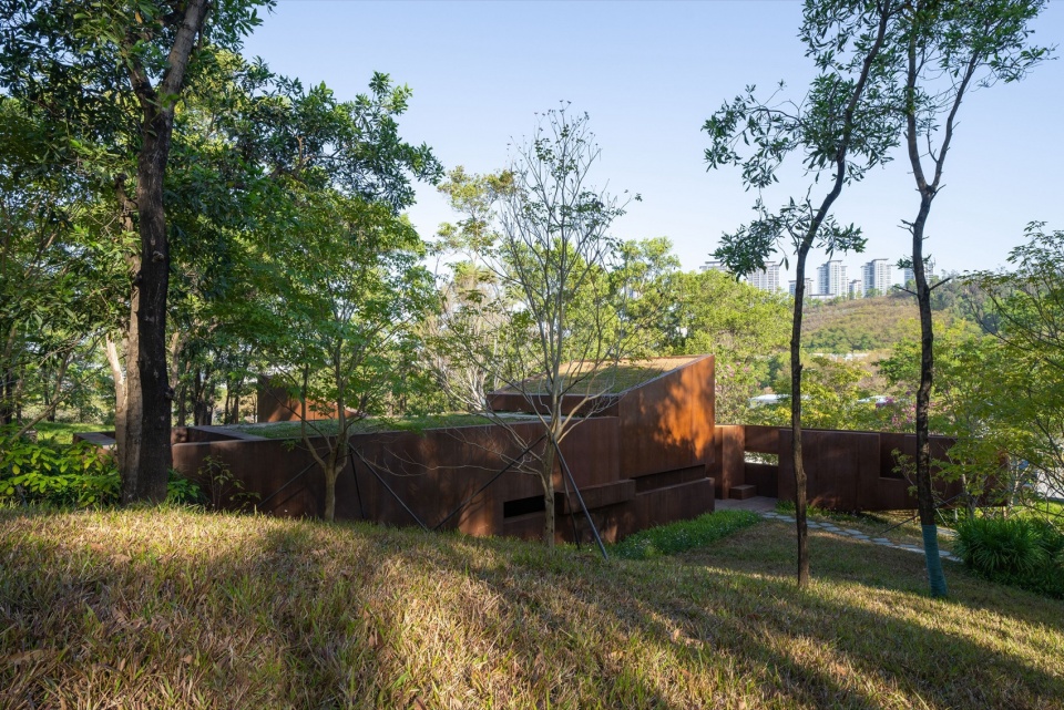 Qiaochengbei Park Visitor Center China by ATELIER XI