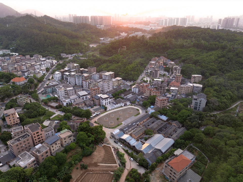 Soft Square in Changshou Village Pingshan Shenzhen by ZXD Architects