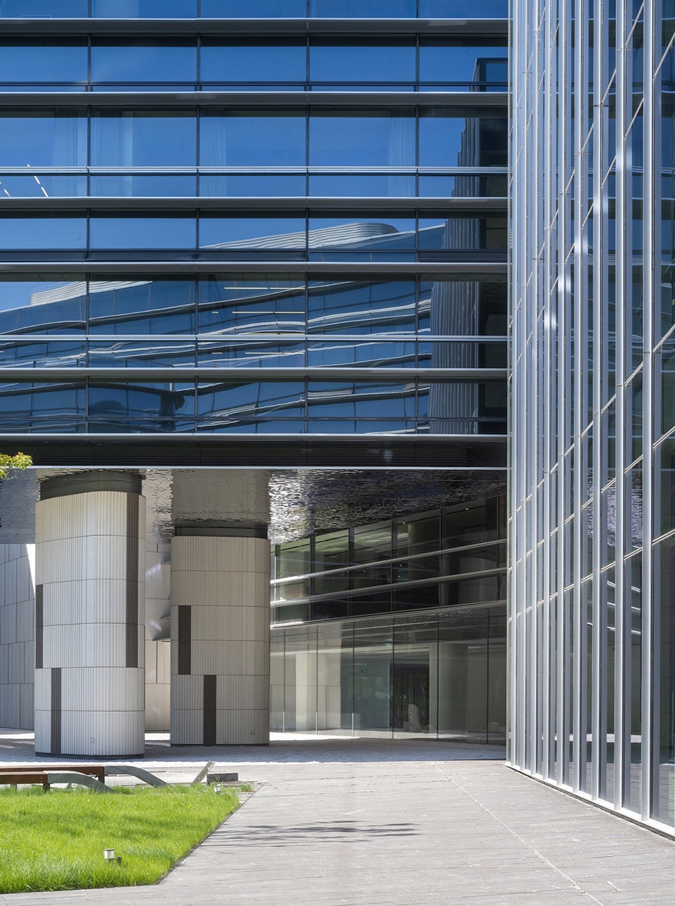 Yancheng Keyue International Business Center by DuShe Architectural Design Co Ltd Shanghai