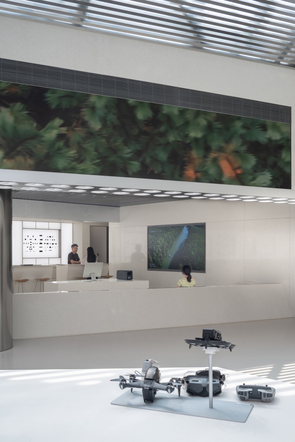 DJI Flagship Store by Various Associates mzj
