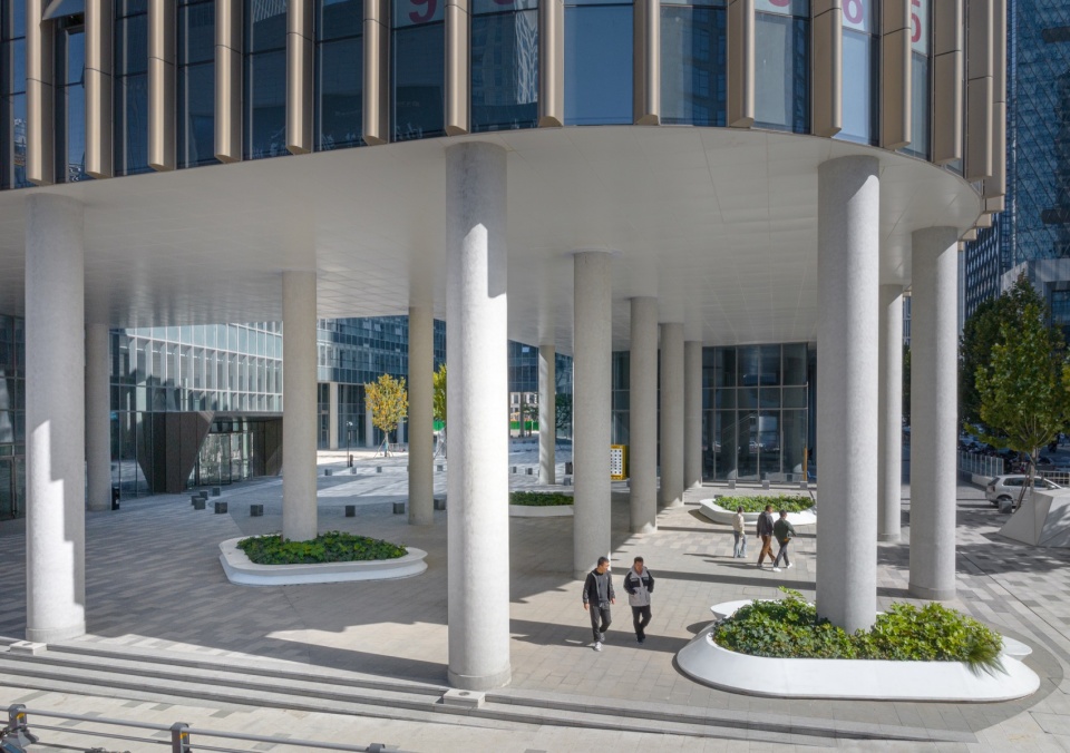 Jinshi Center in Jinan CBD