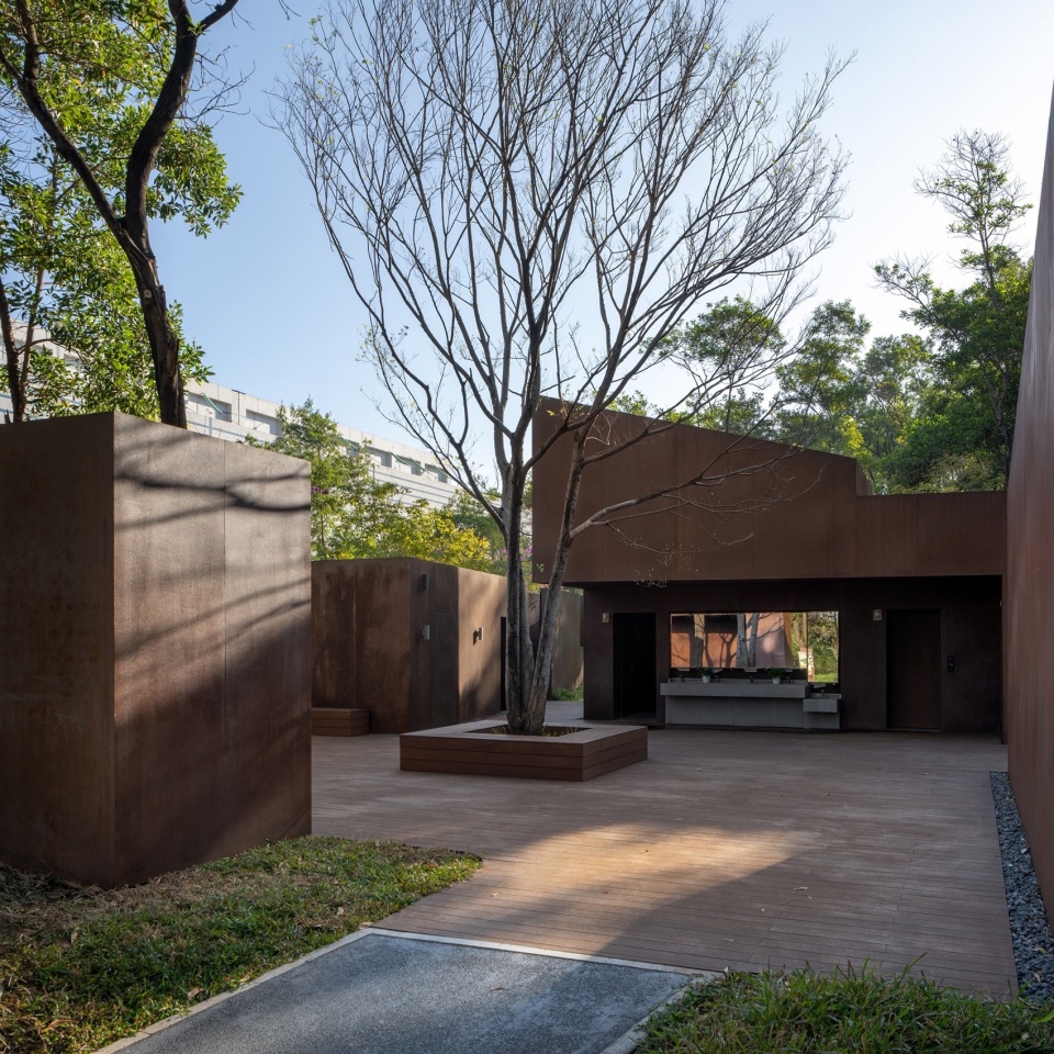 Qiaochengbei Park Visitor Center China by ATELIER XI