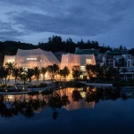 Flickering Peak CP·SUN RIVER Art Gallery by Wutopia Lab