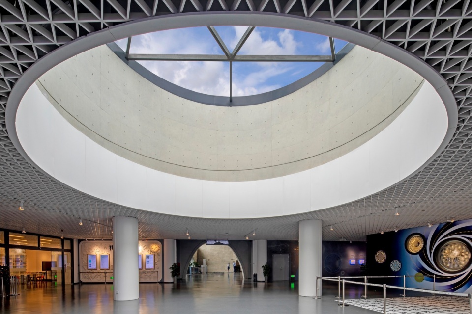 Rizhao Science and Technology Museum by China Architecture Design and Research Group