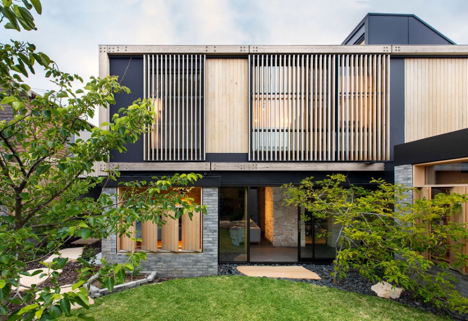 orient street house by philip stejskal architecture
