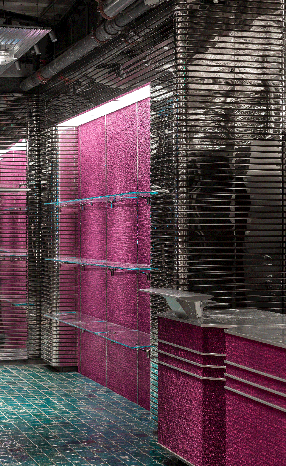 masonprince shanghai flagship store by tomo design