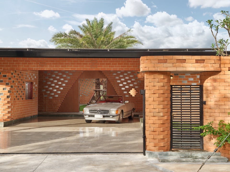 Enter Projects Asia Laguna Brick House 4