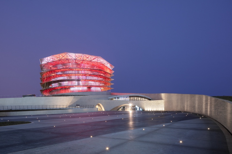 Rizhao Science and Technology Museum by China Architecture Design and Research Group