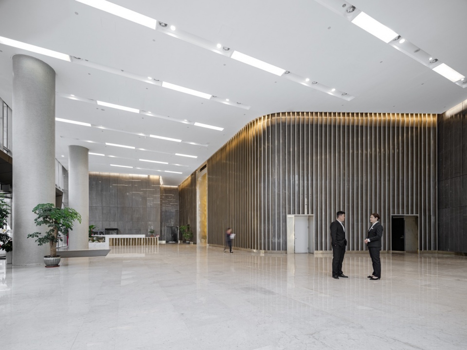 Jinshi Center in Jinan CBD