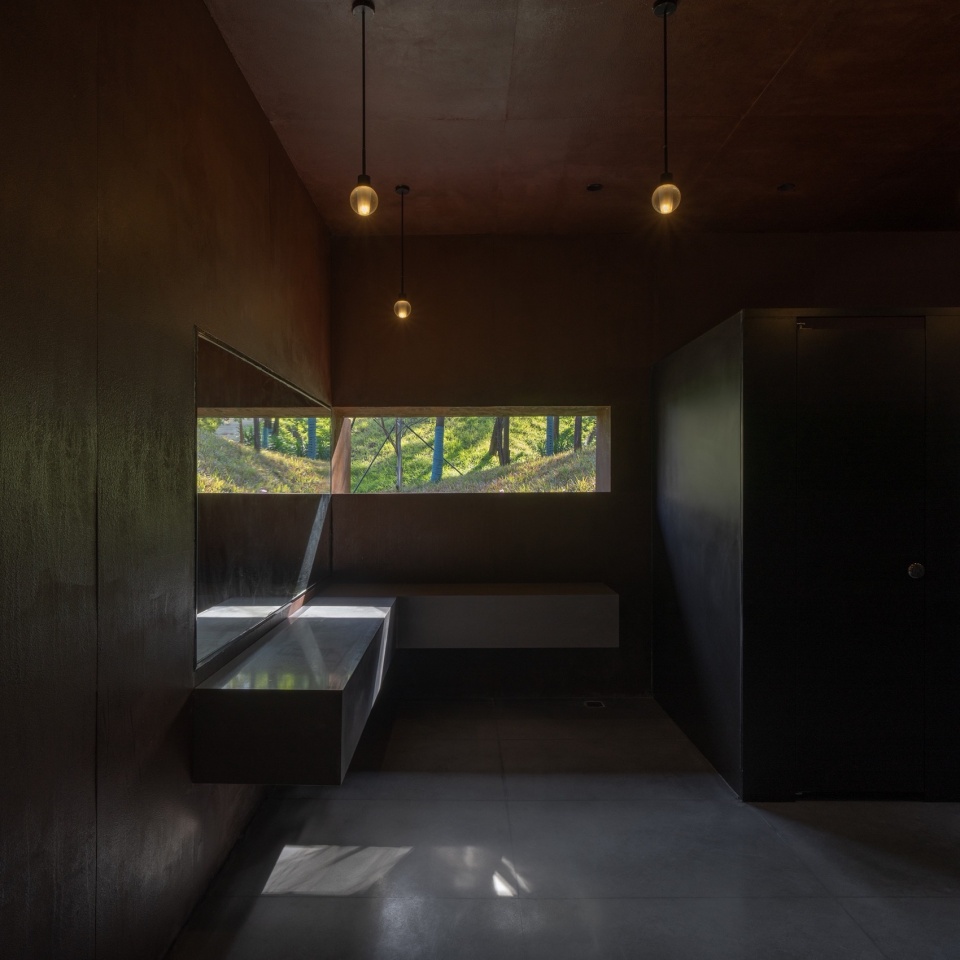 Qiaochengbei Park Visitor Center China by ATELIER XI