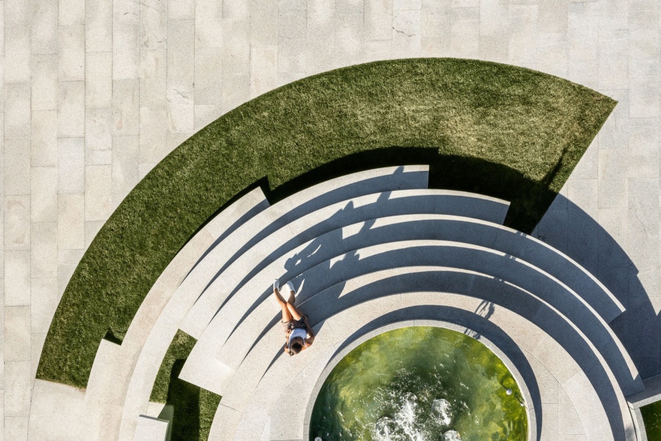 Requalificacao da Praca do Municipio de Ribeira de Pena by AXR Arquitetura e Design