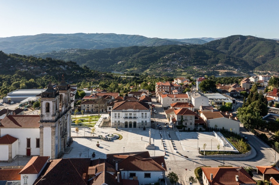Requalificacao da Praca do Municipio de Ribeira de Pena by AXR Arquitetura e Design