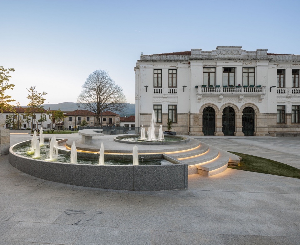 Requalificacao da Praca do Municipio de Ribeira de Pena by AXR Arquitetura e Design