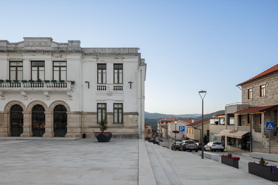 Requalificacao da Praca do Municipio de Ribeira de Pena by AXR Arquitetura e Design