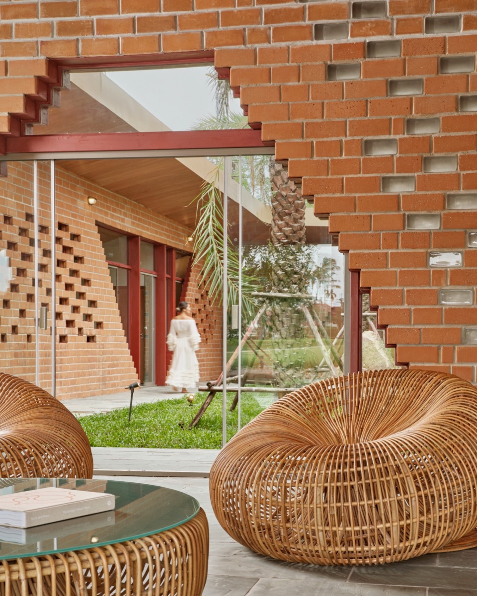 Enter Projects Asia Laguna Brick House H