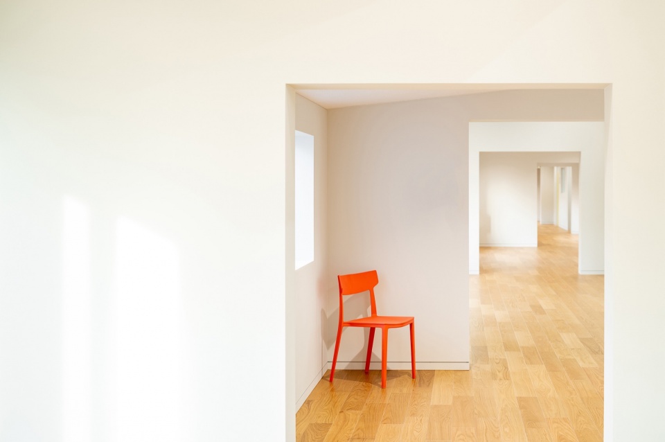 Iwatani Academy Dairy Farming IT Specialized School by Atelier MEME