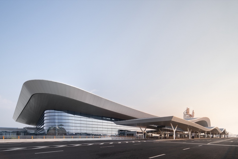 Yantai Penglai International Airport Terminal 2 China by CSWADI Aedas Shanghai New Era Airport Design and Research Institute