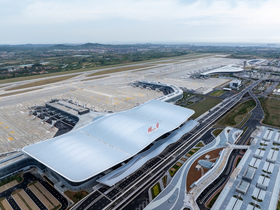 Yantai Penglai International Airport Terminal 2 China by CSWADI Aedas Shanghai New Era Airport Design and Research Institute