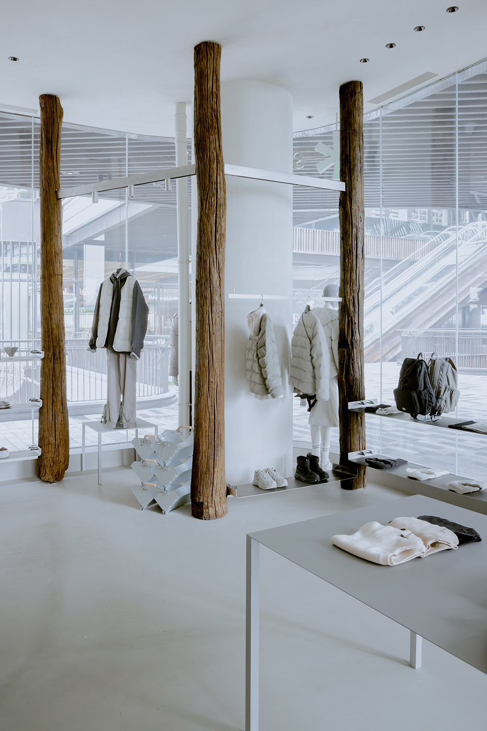 snow peak taikoo li store by kooo architects