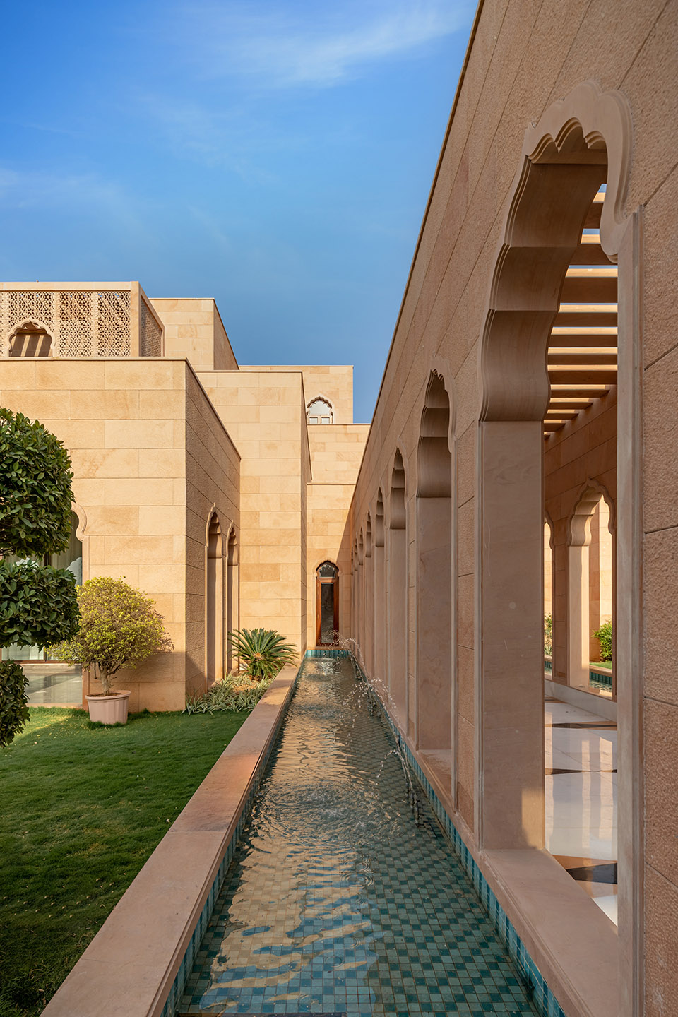 narsighar by sanjay puri architects