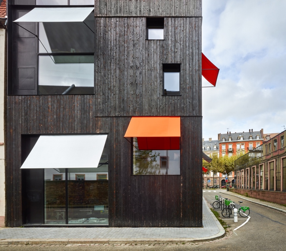 Mixed use building in Strasbourg Dominique Coulon Associes
