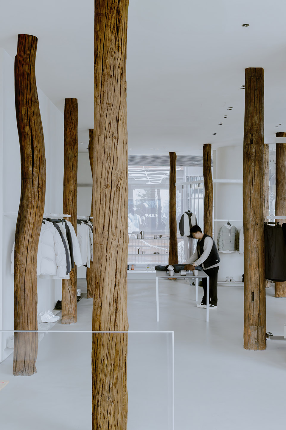 snow peak taikoo li store by kooo architects
